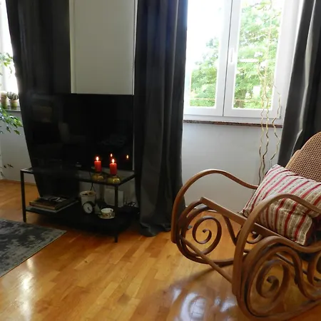 Markaat Apartamento Pula