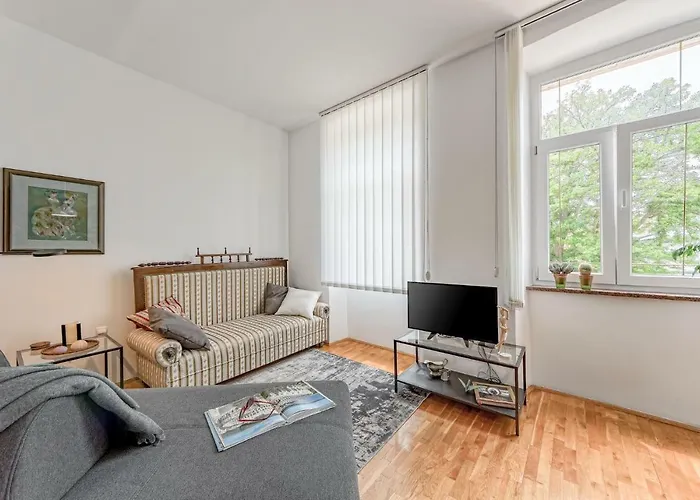 Markaat Apartment Pula