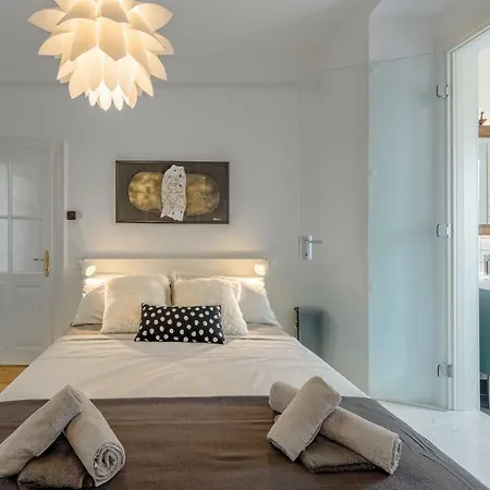 Markaat Apartment Pula